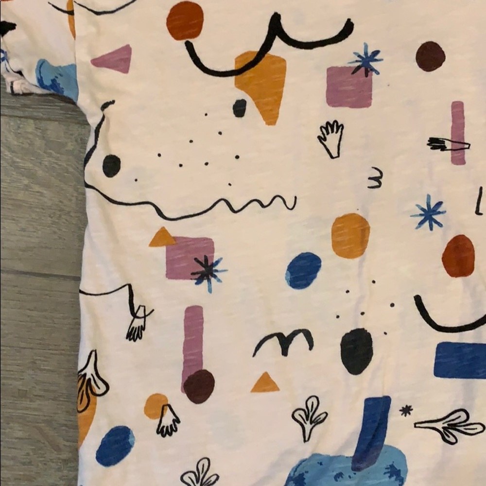 Graphic tee - Picture 2 of 2